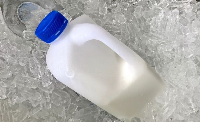 How Long Does Frozen Milk Last After Thawed?
